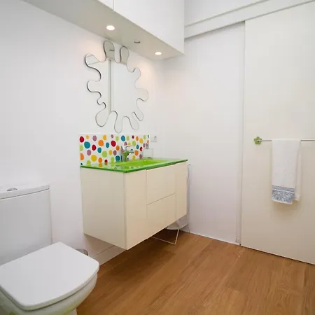 Two-bedroom Aparment In Santa Catalina Park