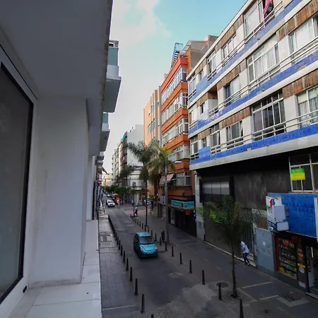Two-bedroom Aparment In Santa Catalina Park Apartment